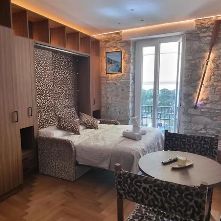 Casa Vittoria بيت ضيافة 4*