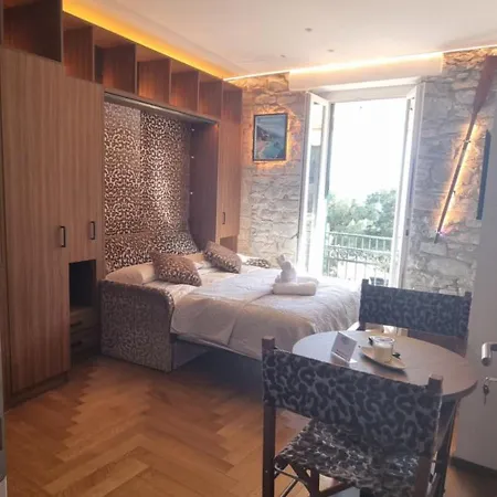 Casa Vittoria * 蒙特罗索阿尔马雷